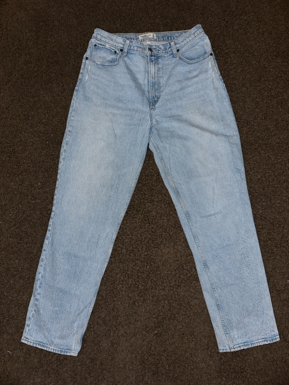 Abercrombie & Fitch Light Blue Ultra High-Rise '90s Straight Jeans (curve love)